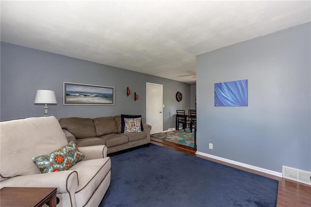 413 Prairie Lane — photo 3