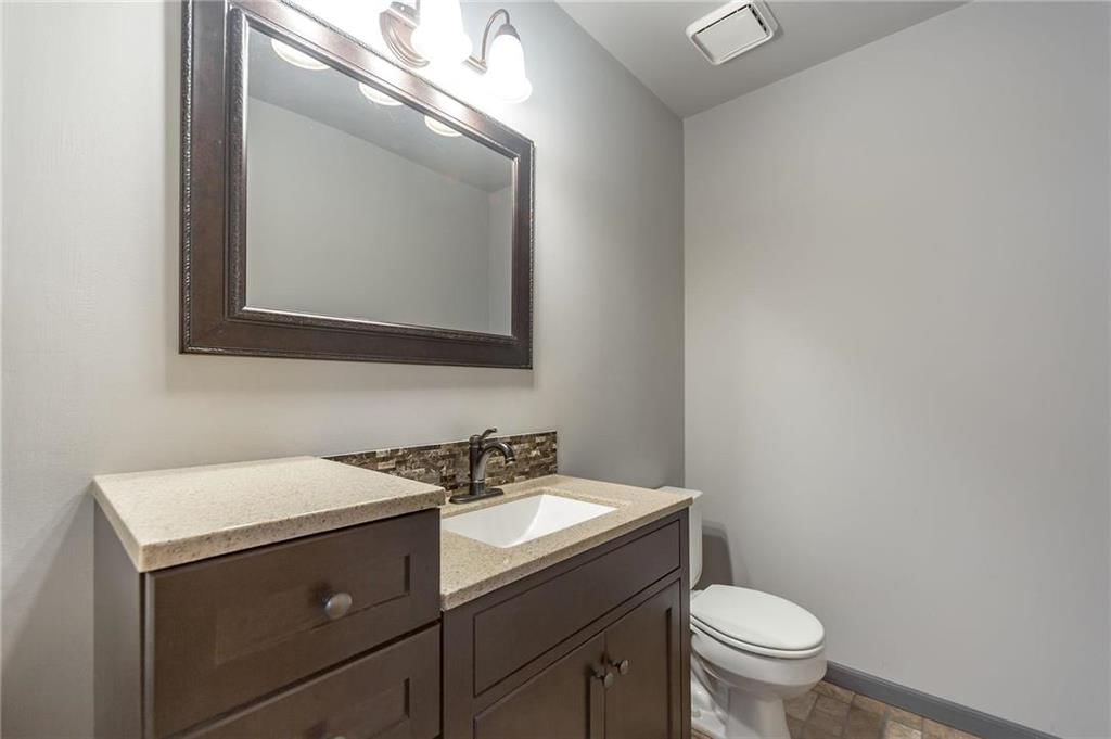 322 E Colleen Drive — photo 15