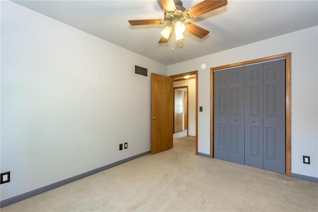 322 E Colleen Drive — photo 20