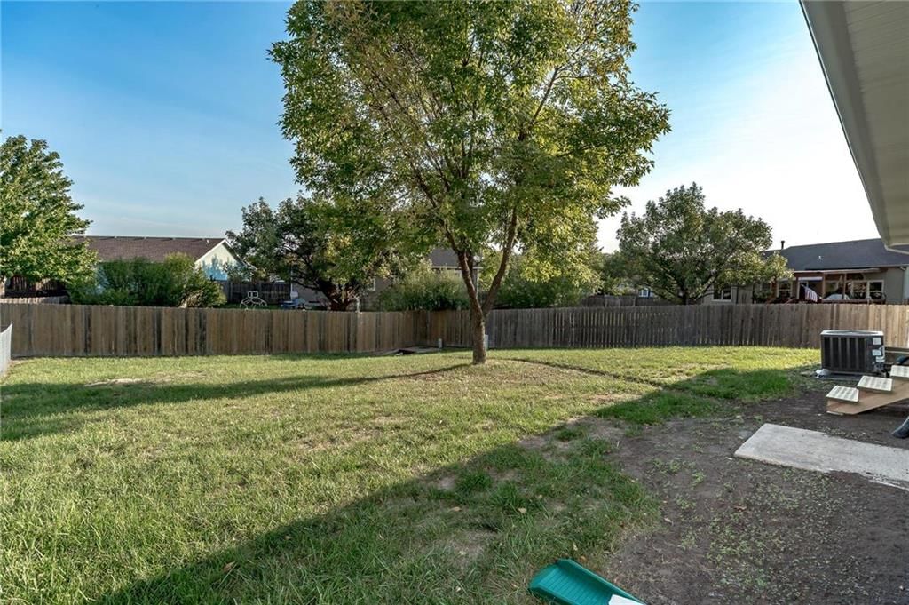 322 E Colleen Drive — photo 24