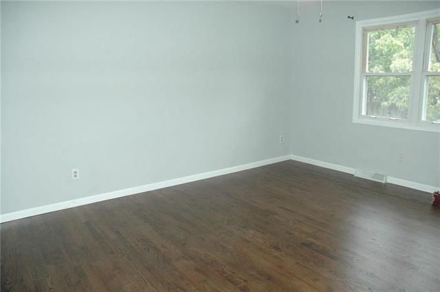 5400 NE 59th Street — photo 8