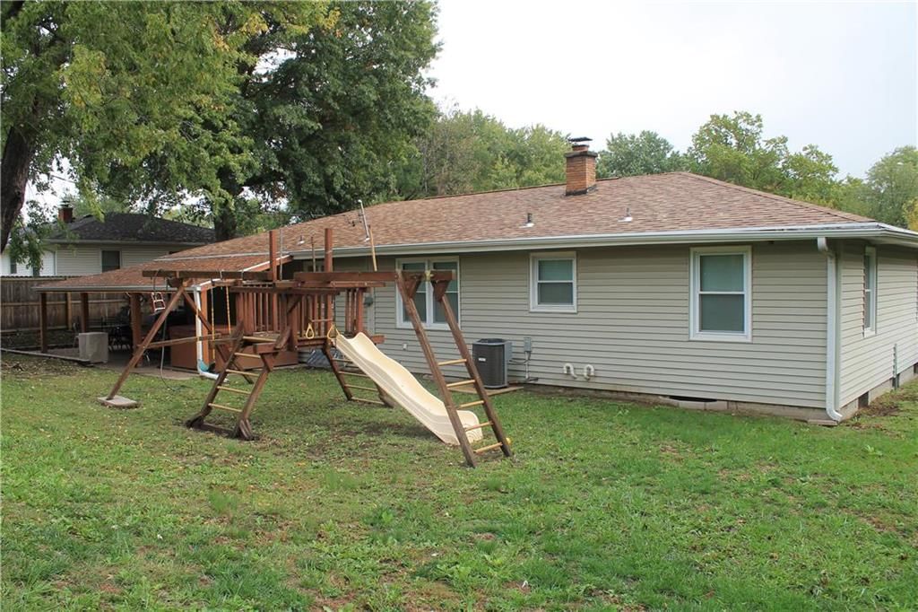 2820 N 32nd Street — photo 6