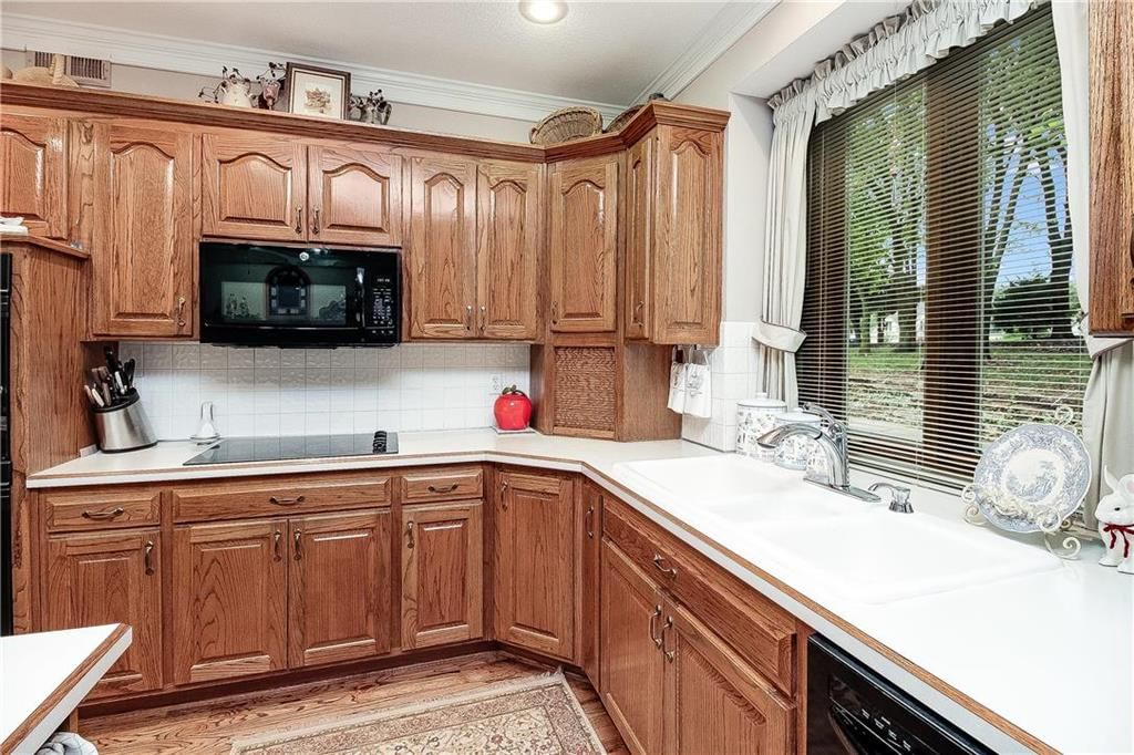 6009 NE Greenbriar Street — photo 13