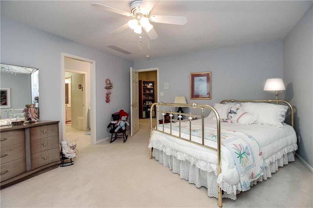 6009 NE Greenbriar Street — photo 23