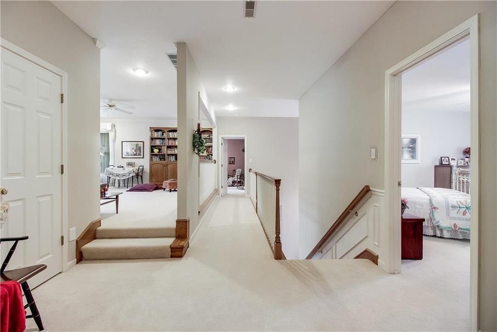 6009 NE Greenbriar Street — photo 28