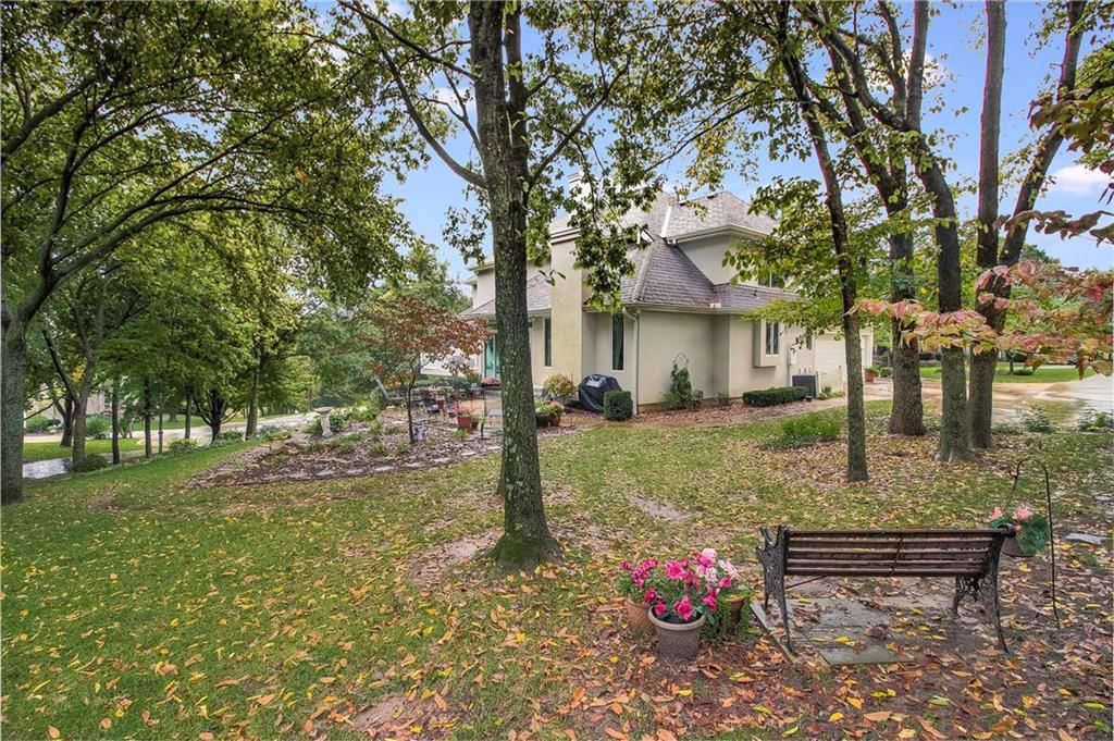 6009 NE Greenbriar Street — photo 42