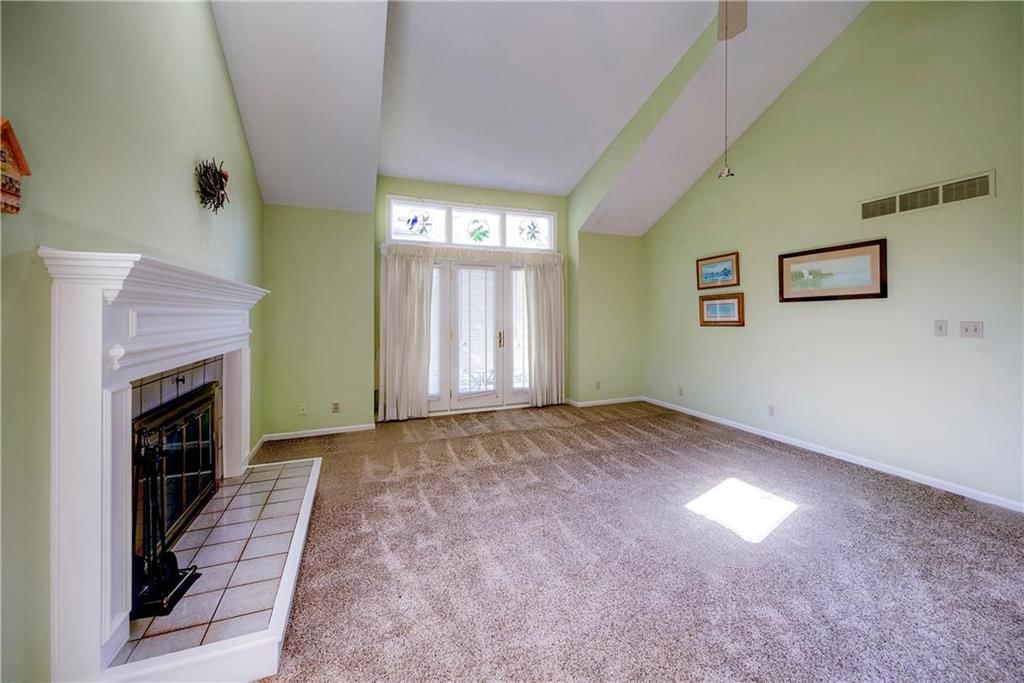 12044 Hemlock Street — photo 3