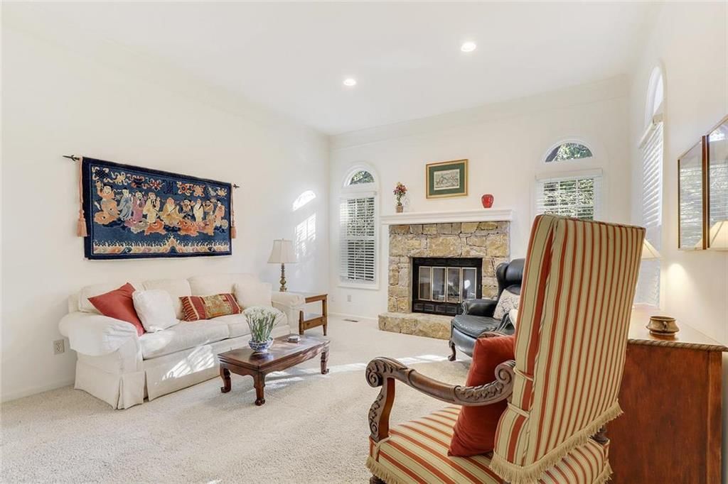 9421 DICE Lane — photo 4