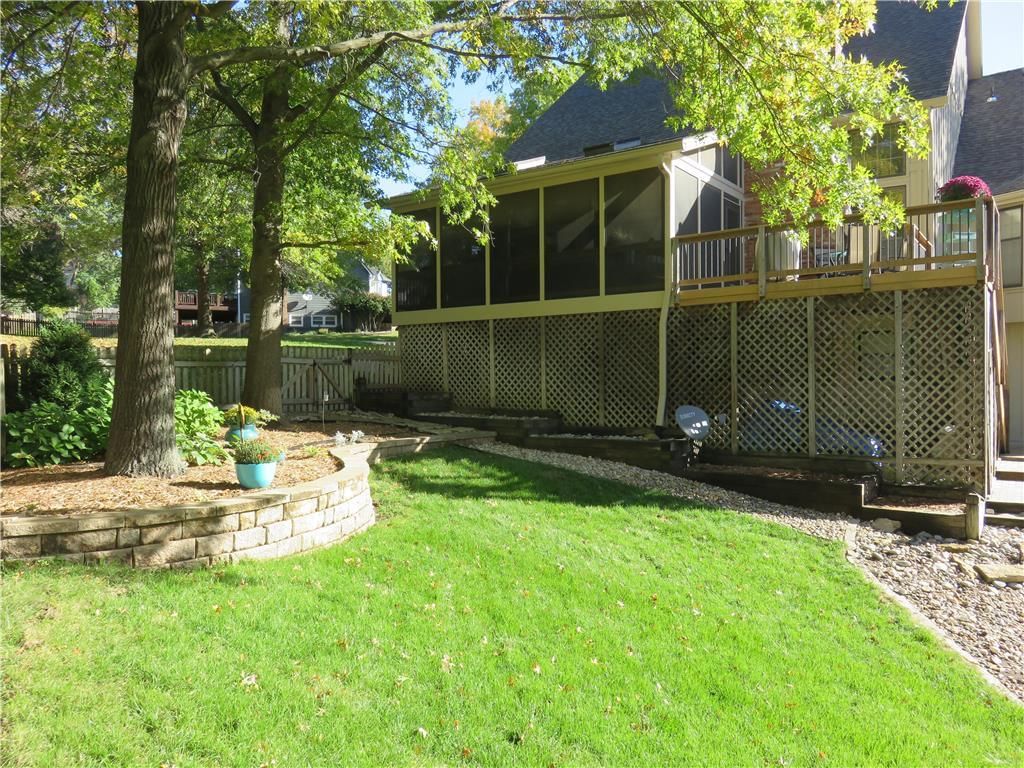 8110 Alden Street — photo 27