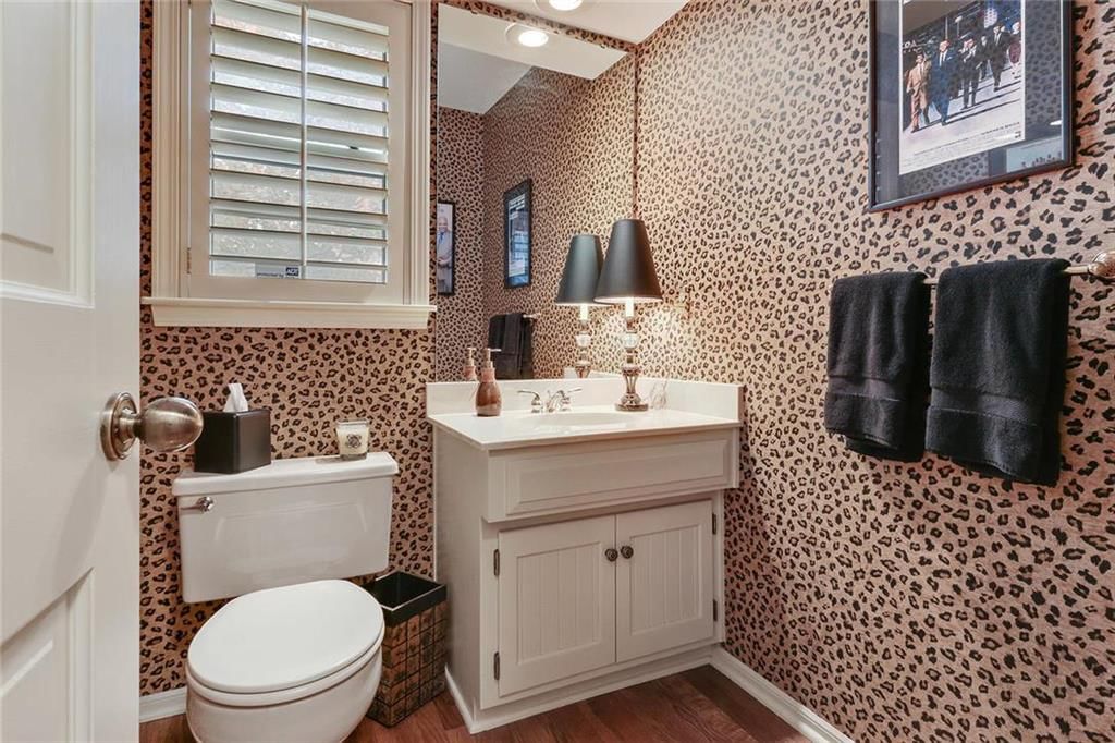 9713 W 115th Street — photo 15