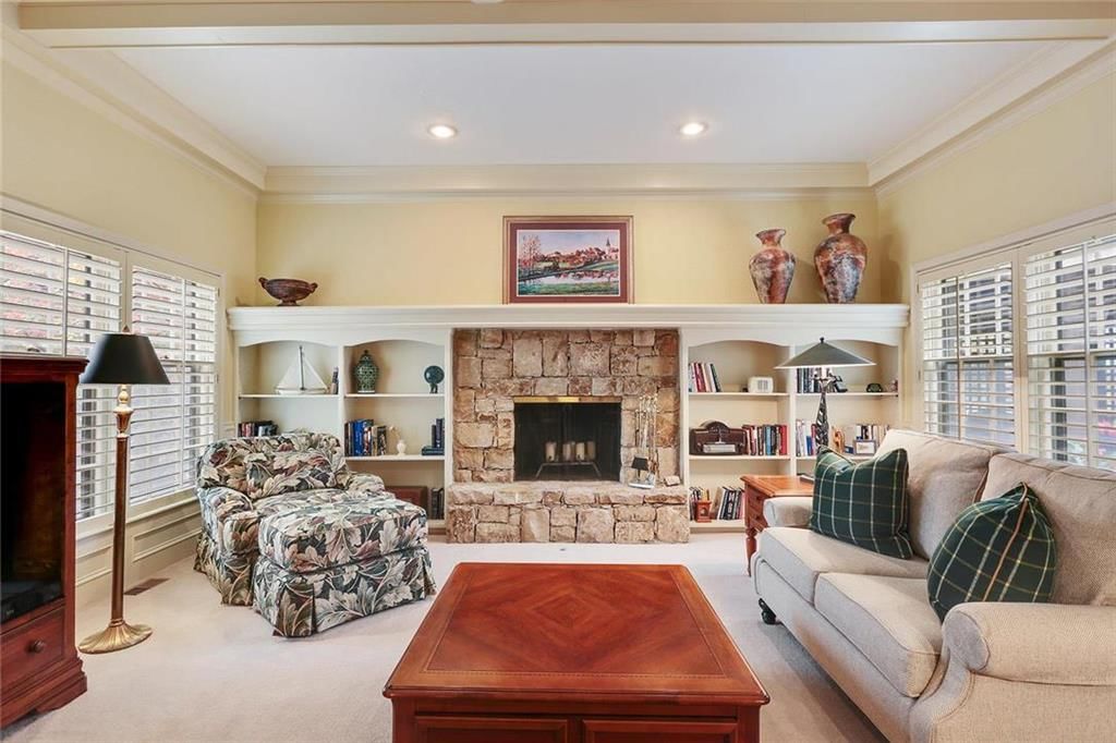 9713 W 115th Street — photo 3