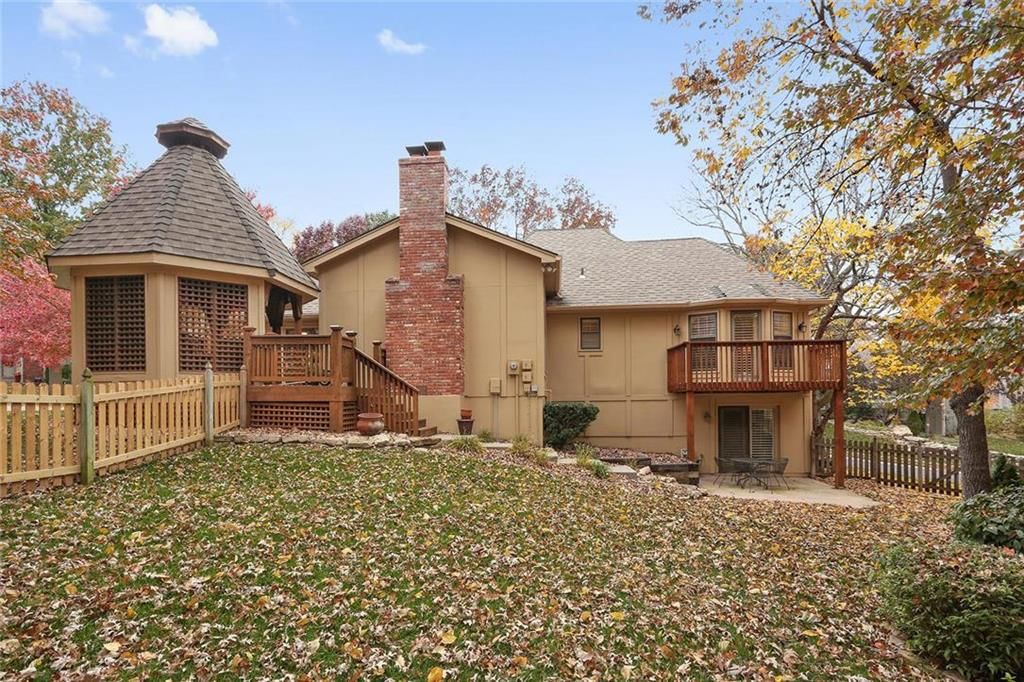 9713 W 115th Street — photo 24