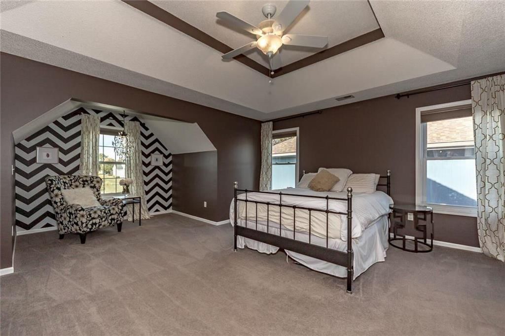 5731 Lakecrest Drive — photo 13