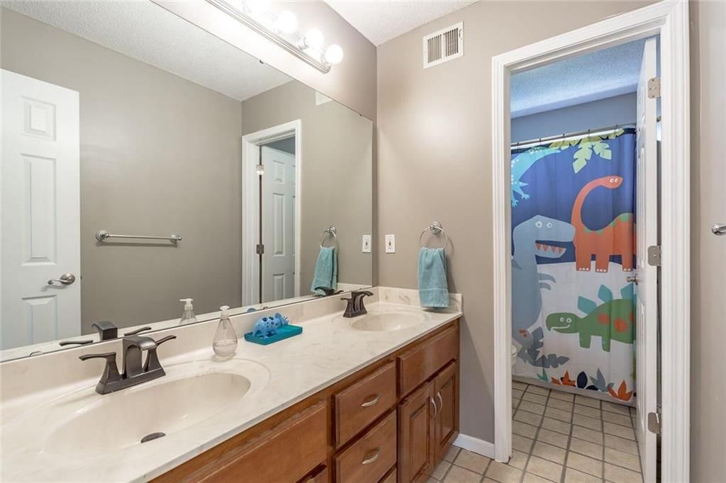 5731 Lakecrest Drive — photo 25