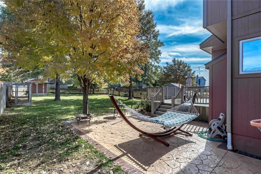 5731 Lakecrest Drive — photo 31
