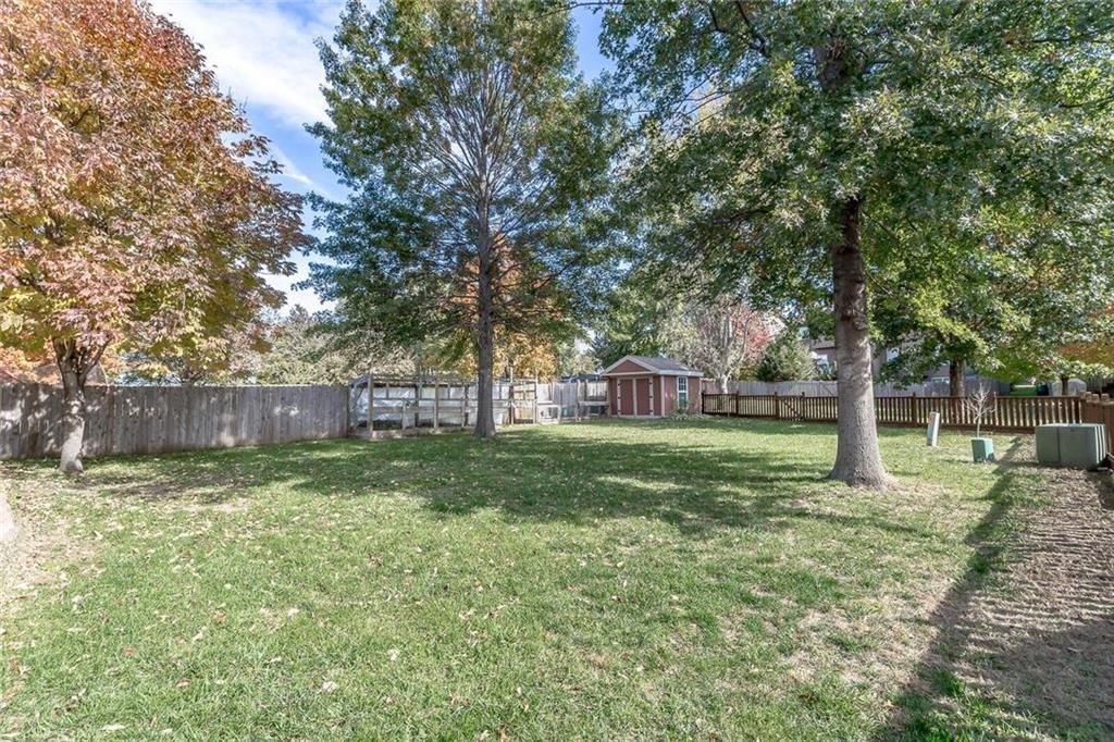5731 Lakecrest Drive — photo 33