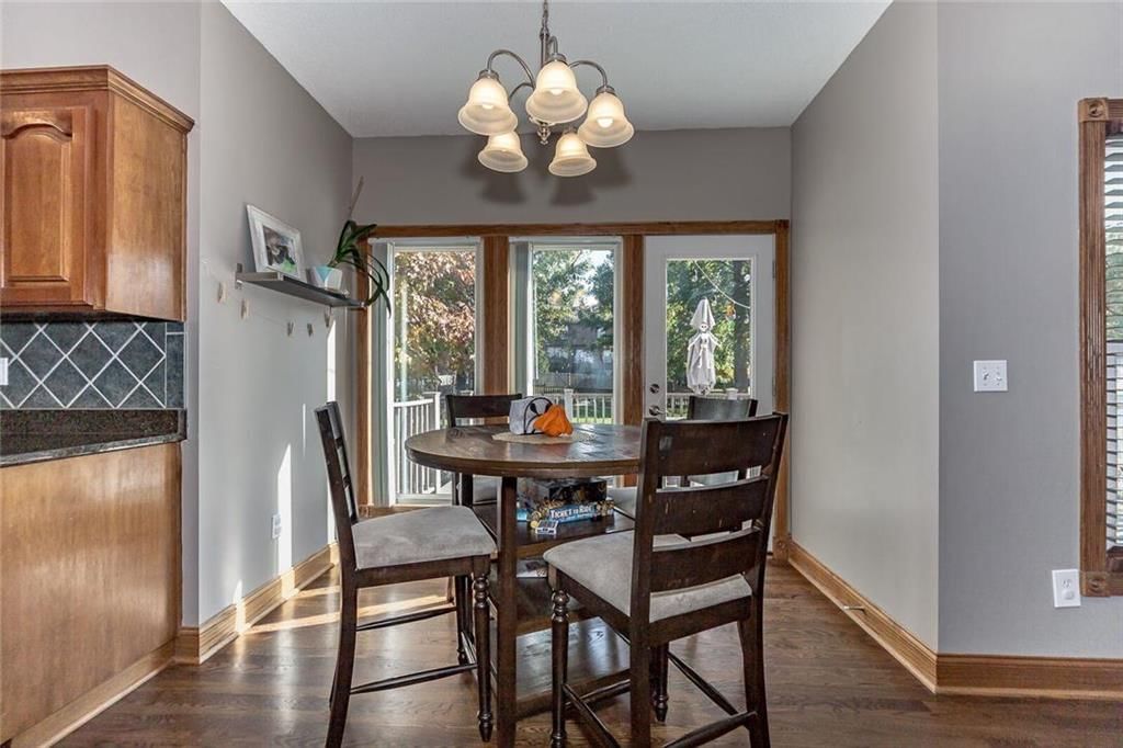 5731 Lakecrest Drive — photo 9