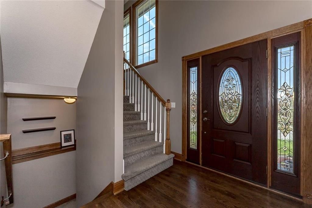 5731 Lakecrest Drive — photo 10
