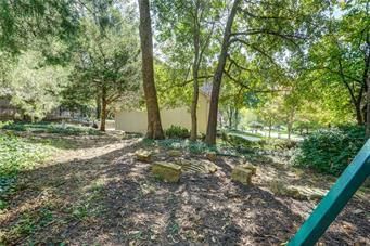 7729 Oakview Lane — photo 42