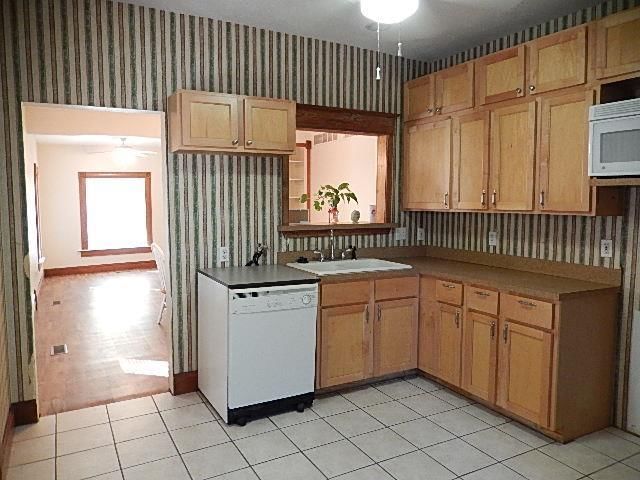 907 N Oak Street — photo 16