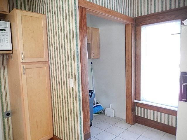 907 N Oak Street — photo 17