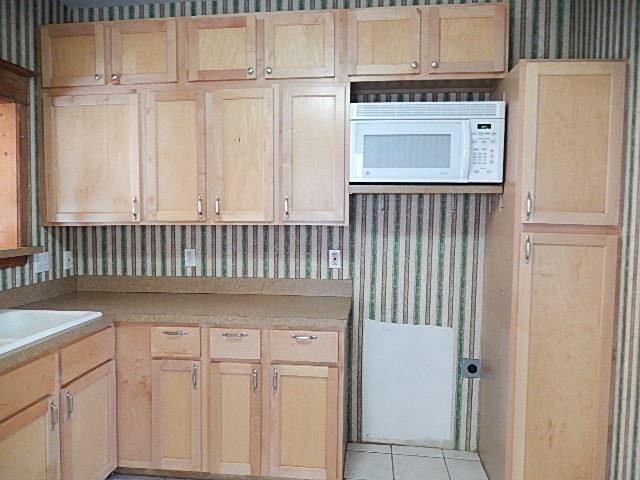 907 N Oak Street — photo 18