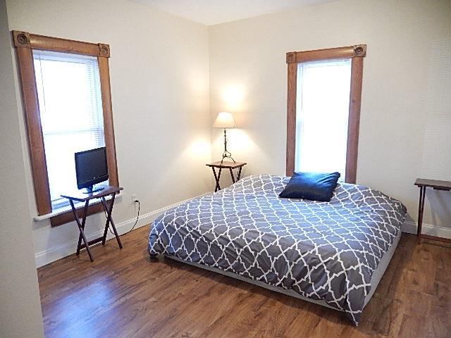907 N Oak Street — photo 21