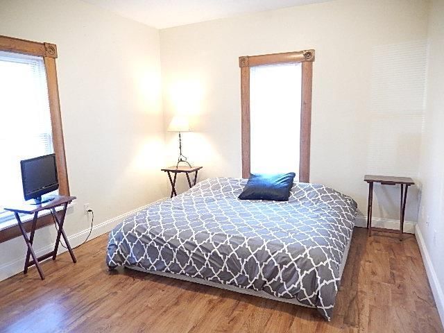 907 N Oak Street — photo 22