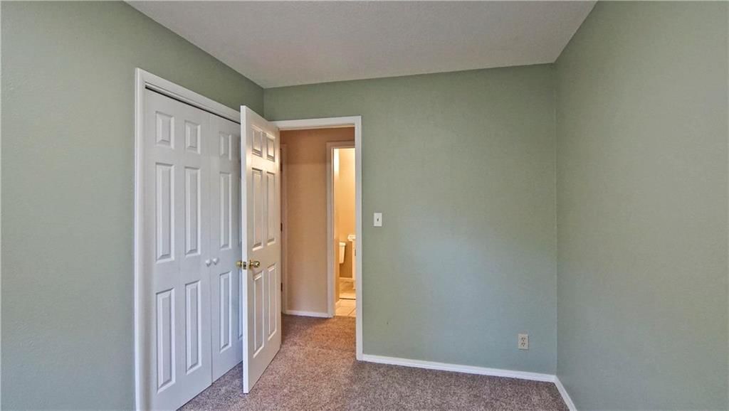11823 Beacon Avenue — photo 23