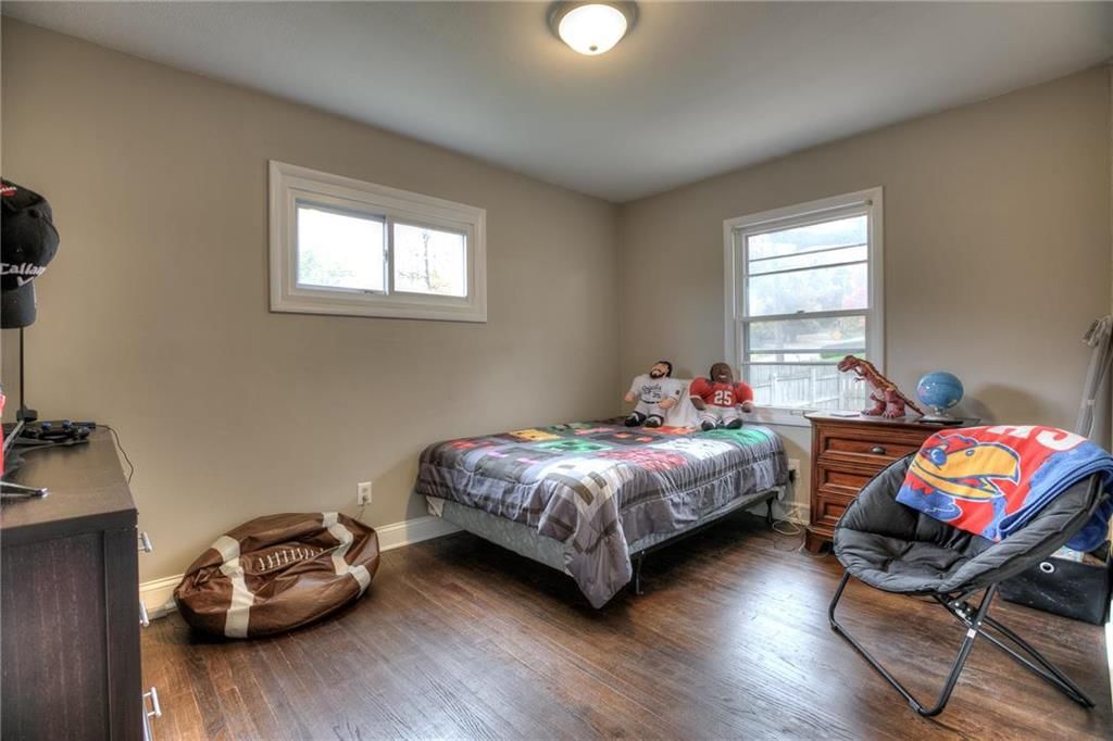 3737 N Cypress Avenue — photo 15