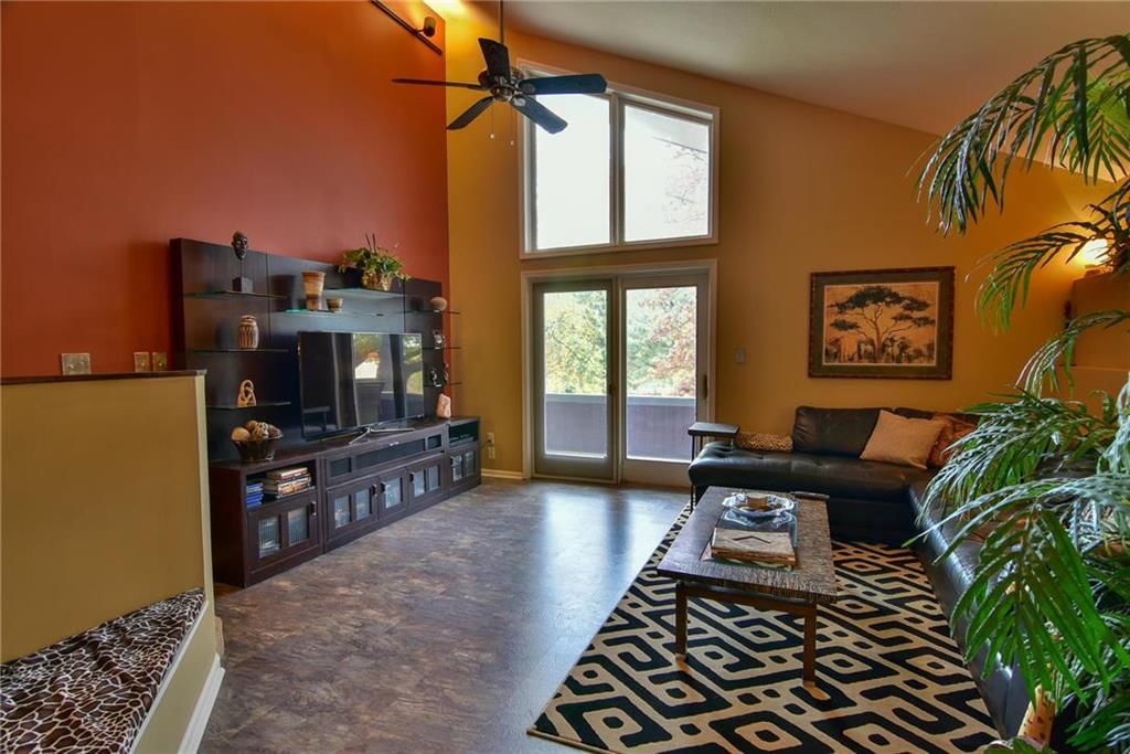 313 NE Landings Drive — photo 10