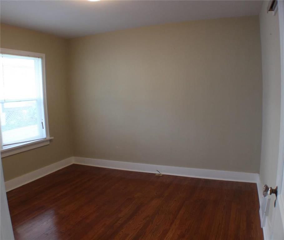 3014 Mitchell Avenue — photo 9