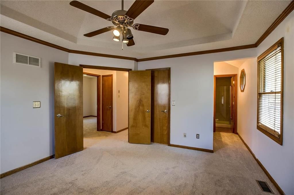 924 NE Bristol Drive — photo 11