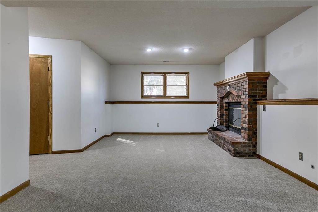 924 NE Bristol Drive — photo 17