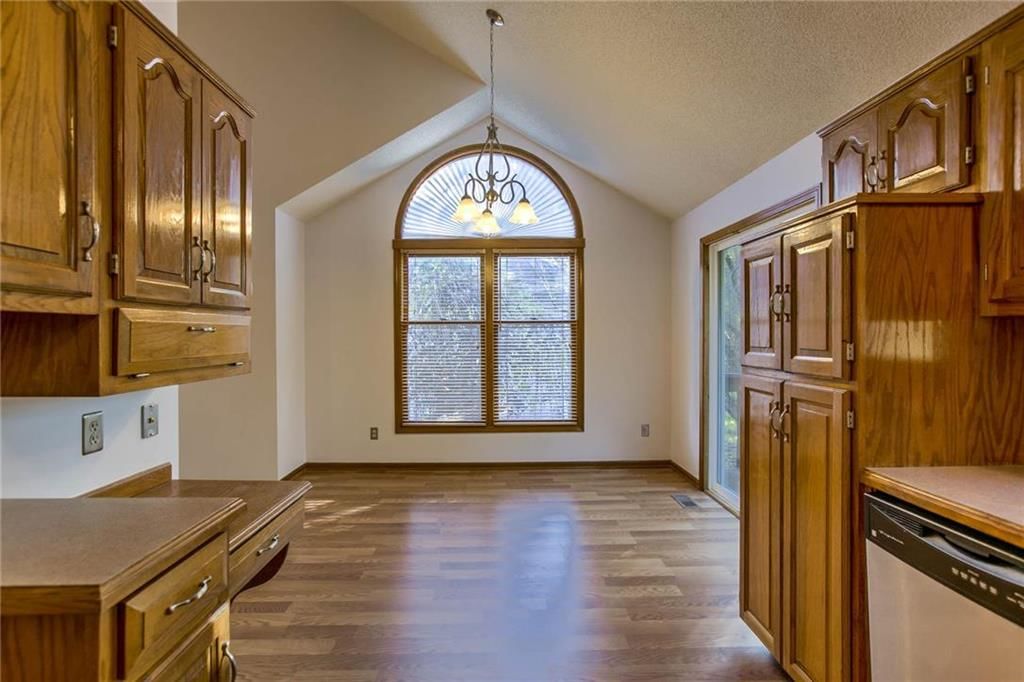 924 NE Bristol Drive — photo 9