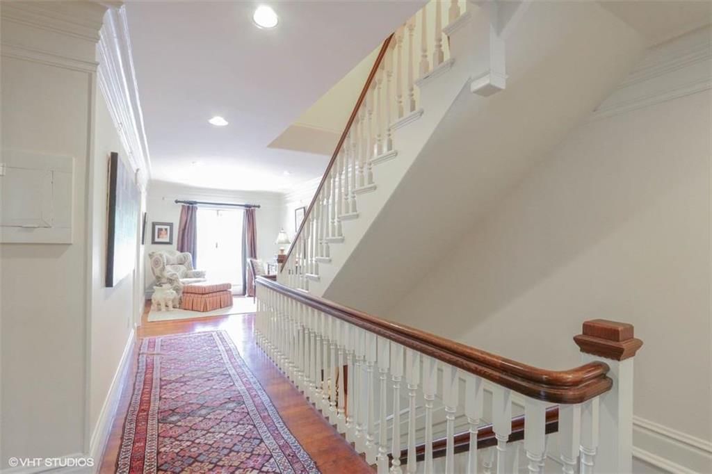 704 E 47th Street — photo 14