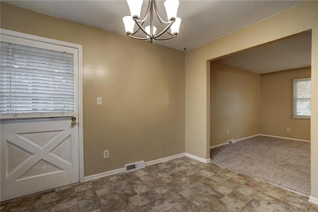 20105 E Blue Mills Court — photo 12