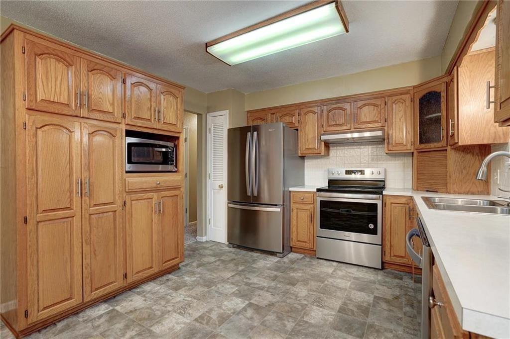 20105 E Blue Mills Court — photo 16