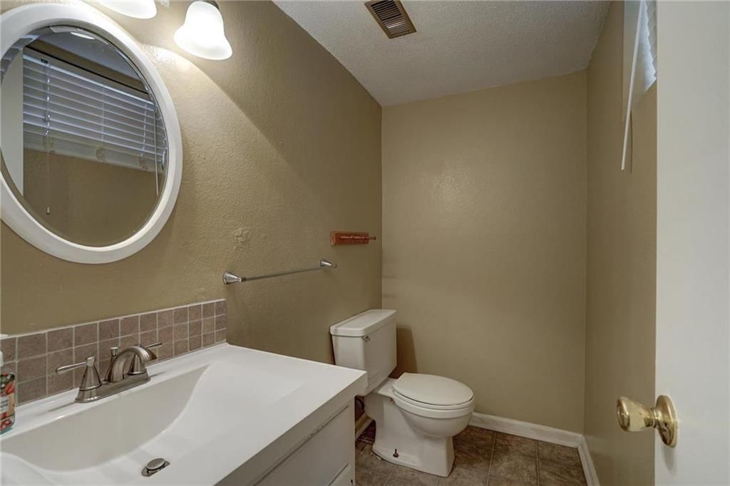 20105 E Blue Mills Court — photo 26