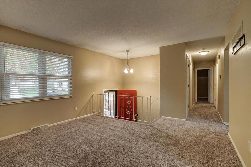 20105 E Blue Mills Court — photo 10