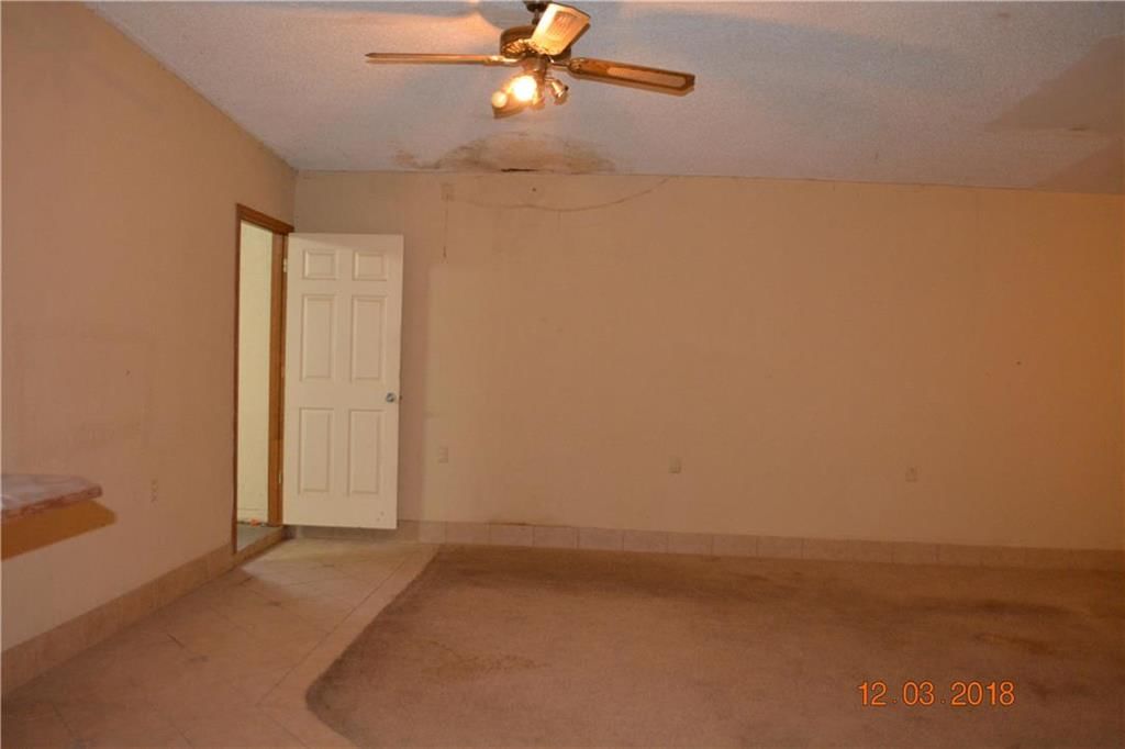 109 W Main Street — photo 25
