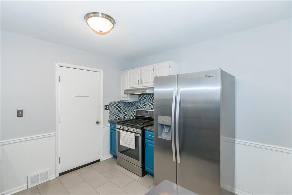 5530 NIEMAN Road — photo 9