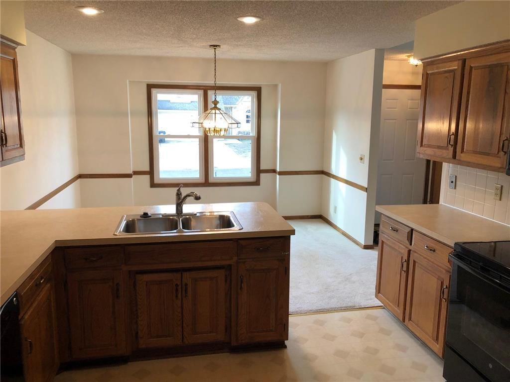 10702 W 115th Place — photo 6