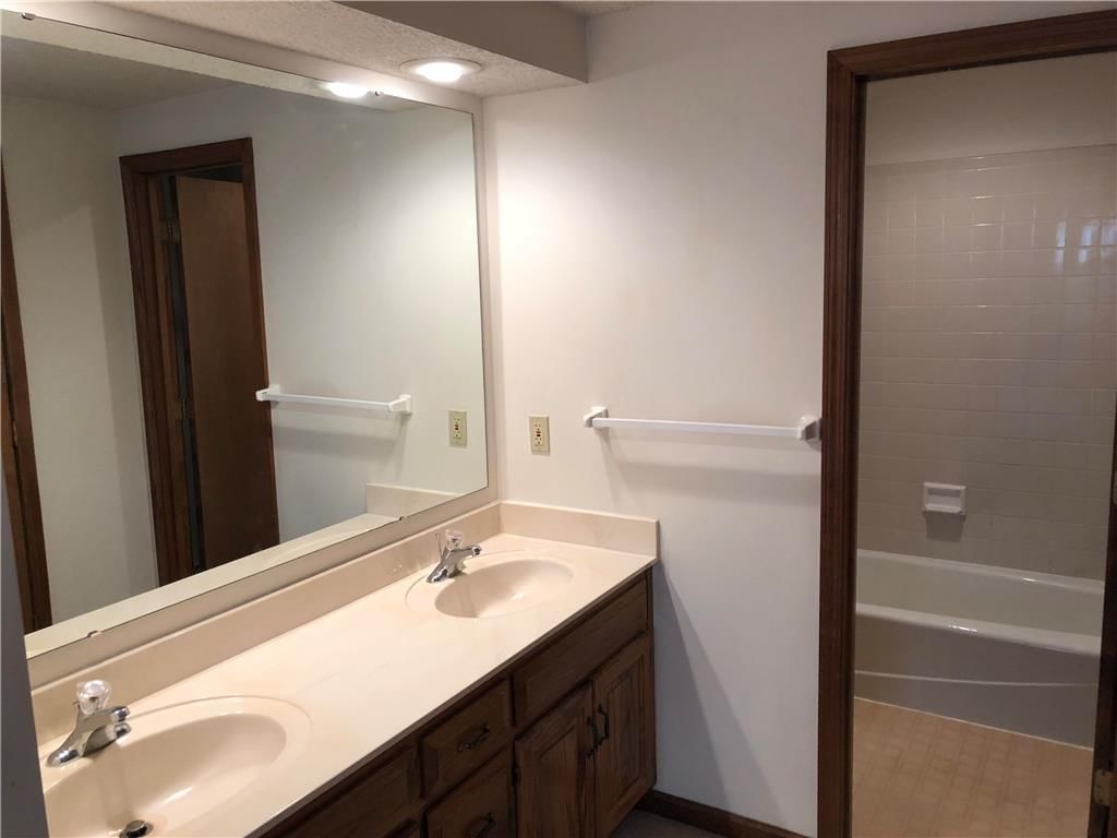 10702 W 115th Place — photo 8
