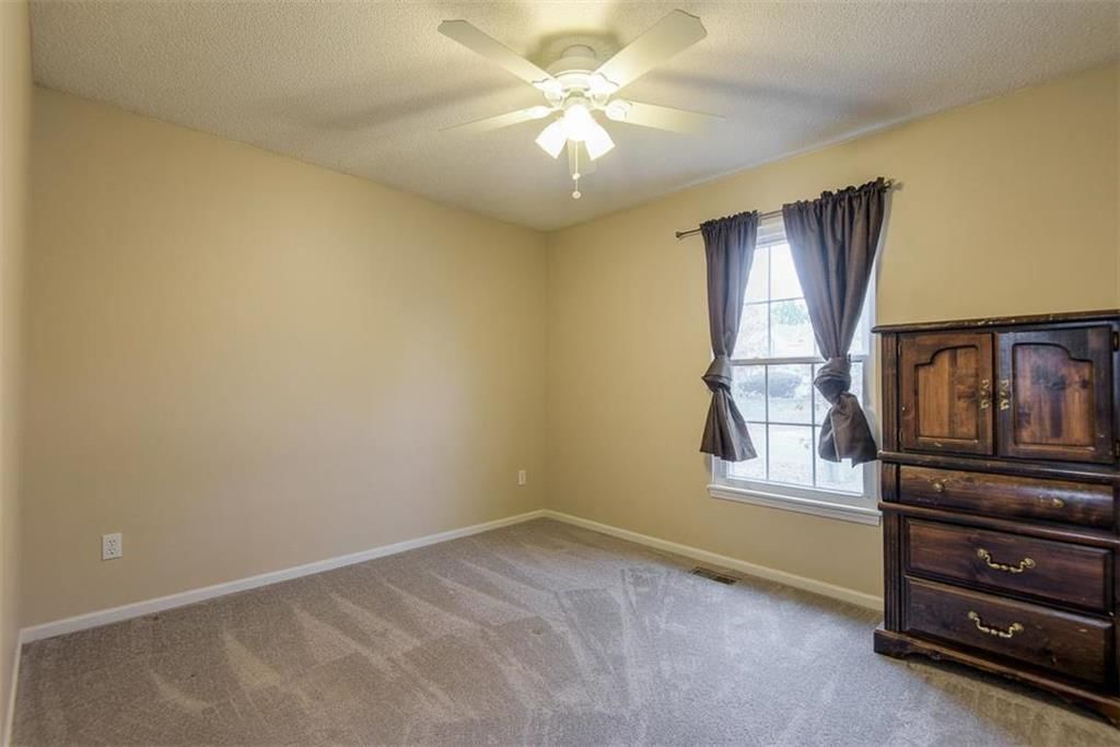 902 N 92nd Street — photo 17