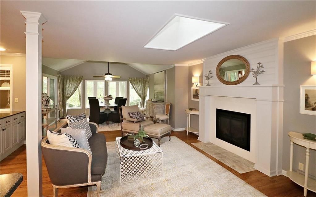 2817 W 86th Street — photo 10