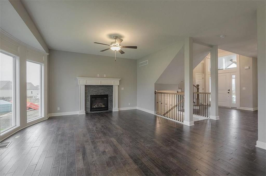 17777 W 163rd Terrace — photo 9