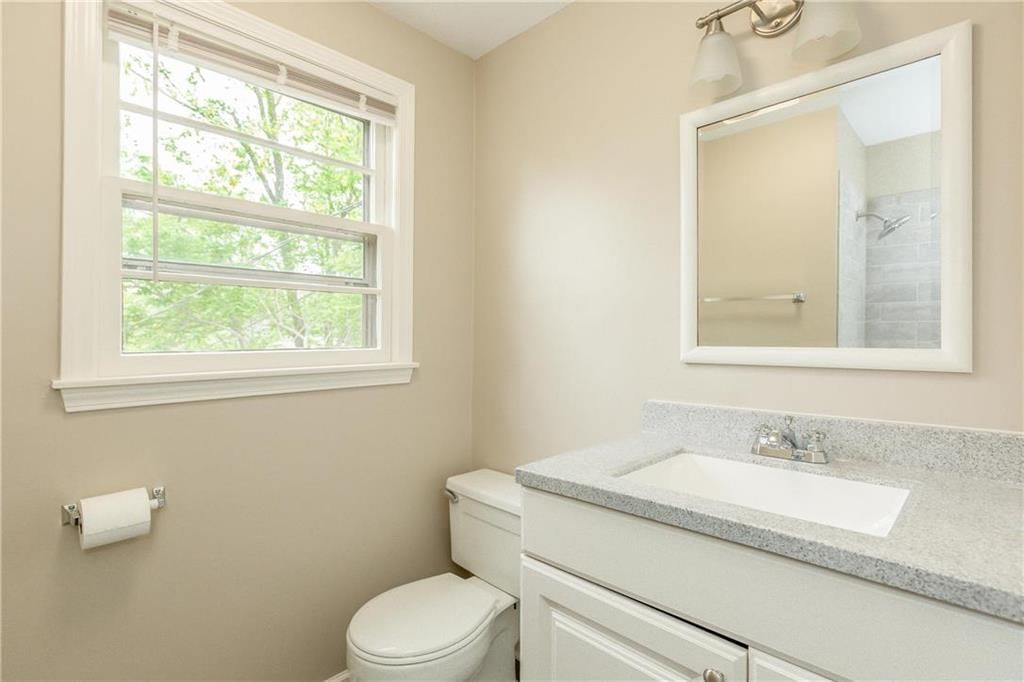 9208 Oak Street — photo 16