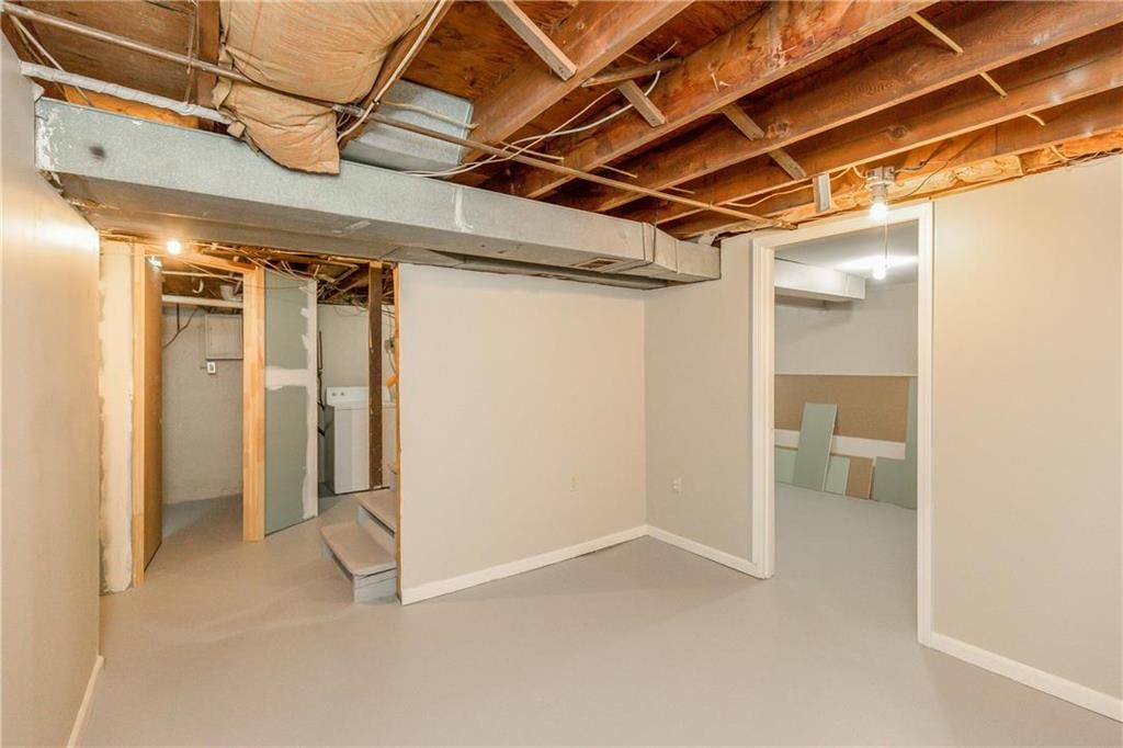 9208 Oak Street — photo 18