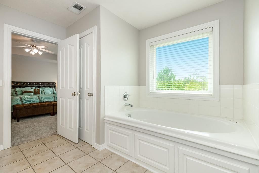 10108 Sunset Drive — photo 20